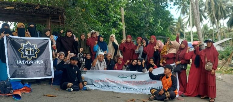 Majelis Taklim Ummi dan Mushida Mateng Adakan Tadabbur Alam di Wisata Batu Meanak