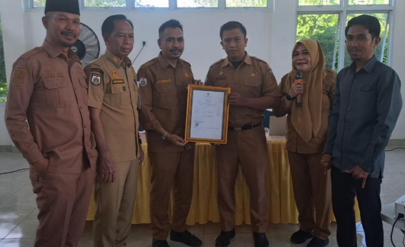 RPU Aiza Mart Raih Sertifikat Halal Pertama Polman